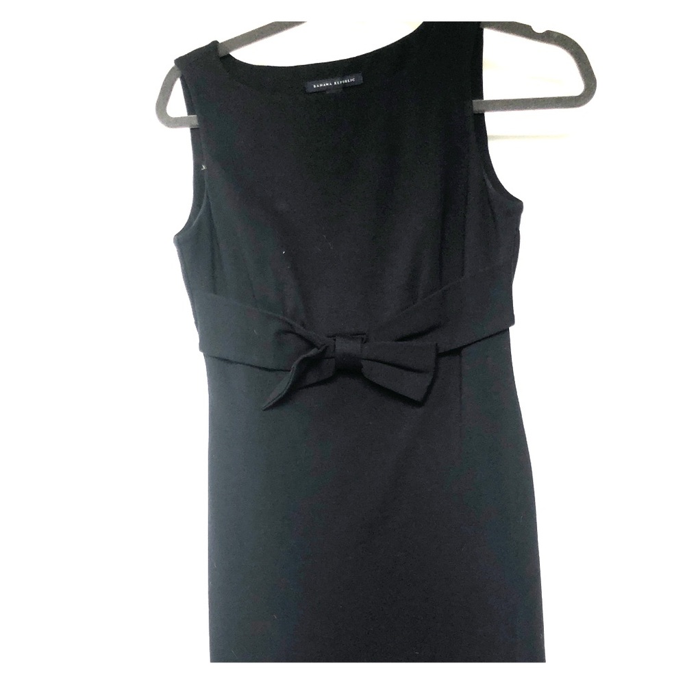 Banana Republic Classic black dress